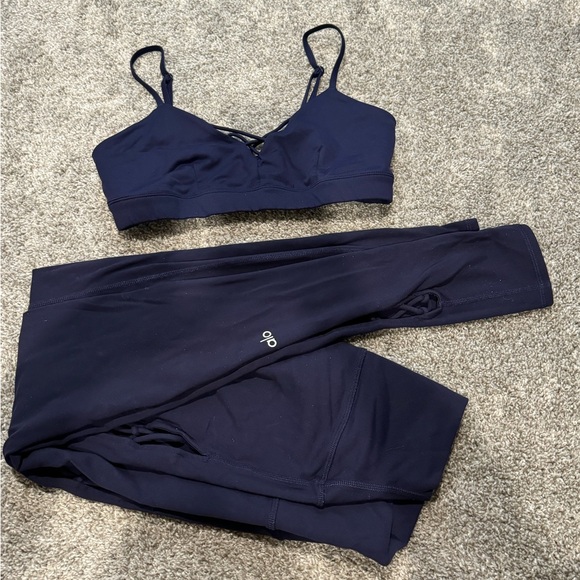 Alo Criss Cross Set in Dark Blue - Picture 1 of 4
